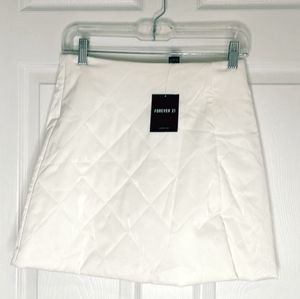 Forever 21 White Quilted Skirt Medium